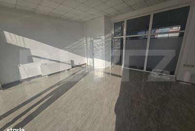Spațiu comercial, de 79.5 mp, în Independenței - 2