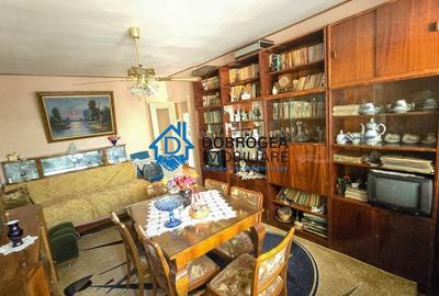 Apartament cu 2 camere decomandat în Central - 1