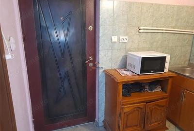 Garsonieră în UMT
