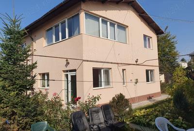 Casă cu 6 camere în Colentina - 2