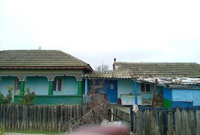 Casă cu 3 camere în Făcăeni - 2