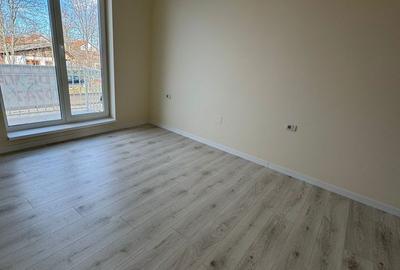 Casă cu 4 camere cu Teren 500 Mp în Central