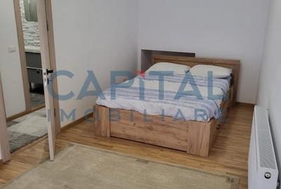 Apartament cu 3 camere semidecomandat, mobilat în Central - 2