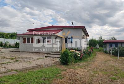Casă individuală cu 4 camere cu Teren 4800 Mp în Crețești - 1