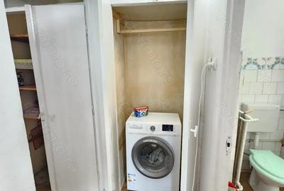 Apartament cu 2 camere decomandat în Soarelui