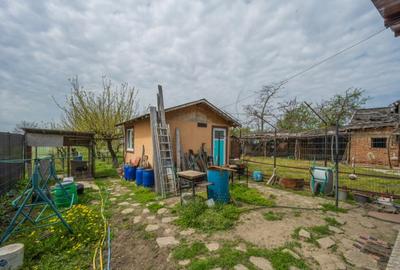 Casă cu 2 camere cu Teren 1557 Mp în Tântava