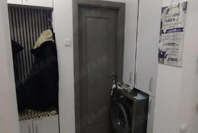 Apartament cu 3 camere decomandat în Central - 3