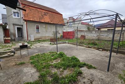 Casa individuala, zona Grivitei,singur in curte,265000 Euro - 2