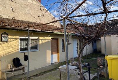 Casa parter cu 106,98mp utili si teren de 407mp cu toate utilitatile in Catargiu - 2