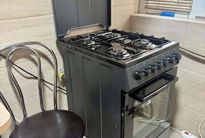 Apartament cu 3 camere, mobilat în Pajura - 13