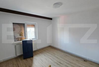 Apartament cu 2 camere decomandat, mobilat în Rovine - 3