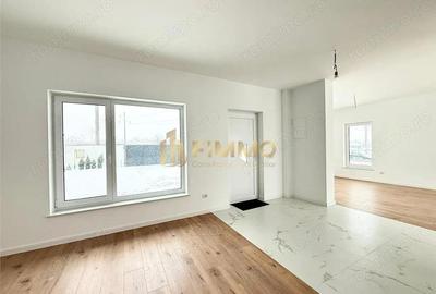 Casă cu 4 camere cu Canalizare în Ipotești - 2