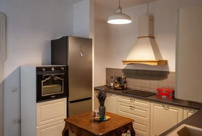 Apartament cu 2 camere semidecomandat în Ultracentral