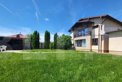 Casă cu 5 camere cu Teren 617 Mp în Berceni