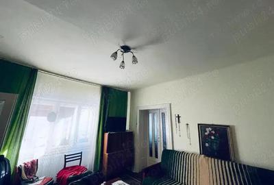 Casă cu 3 camere în Beiuș - 5