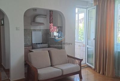 Apartament 4 camere semidecomandat, 1 baie, Piata Darmanesti - 1