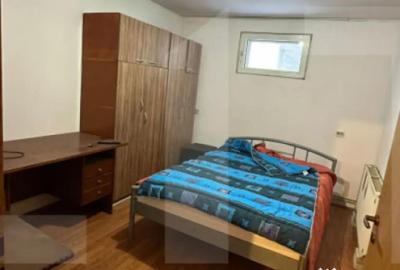 Casă cu 7 camere cu Teren 572 Mp în Intim - 2