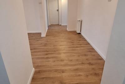 Apartament cu 4 camere decomandat în Decebal - 3