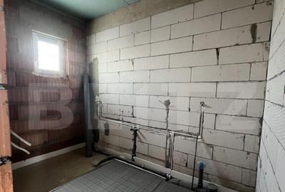 Casă cu 4 camere cu Teren 300 Mp în Șura Mică - 4