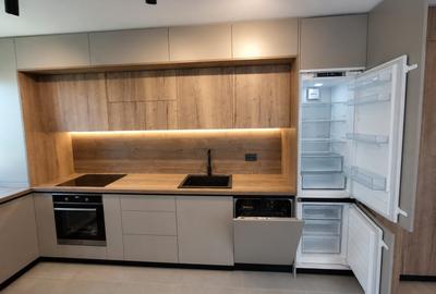 Apartament cu 2 camere semidecomandat în Tractorul - 10