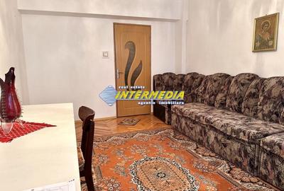 Apartament 3 camere decomandat etaj 3 Alba Iulia Apartament 3 camere decomandat etaj 3 Alba Iulia - 19