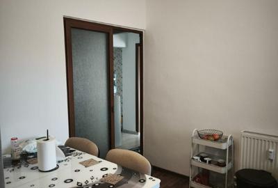 Vand apartament 2 camere - 3