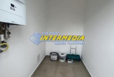 Casă individuală cu 4 camere cu Canalizare în Cetate - 2