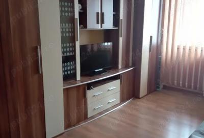 Apartament cu 2 camere semidecomandat în Micro 15 - 1