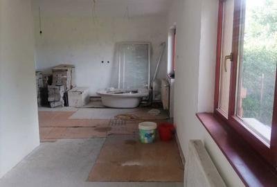 Casă cu 3 camere în Central - 2