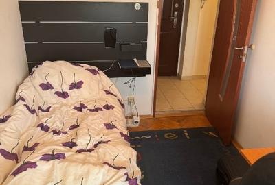 Apartament 3 camere, 31mp, etaj 4/4, bloc anvelopat, acoperis - Piata Doina - 3