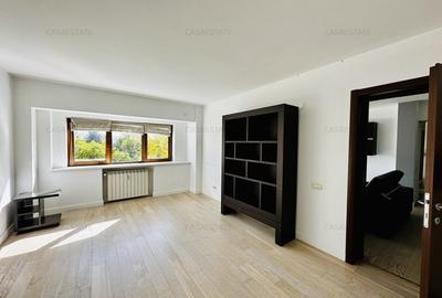 Apartament cu 4 camere decomandat în Decebal