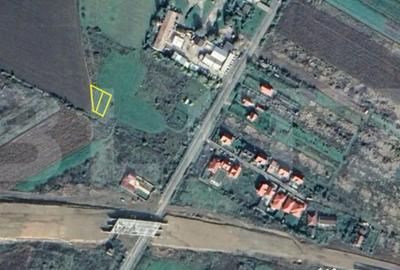 Teren de 2000 mp, în Central