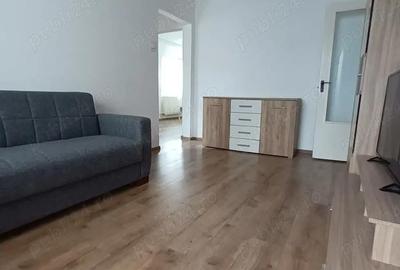 Apartament cu 3 camere semidecomandat în Circumvalațiunii - 1
