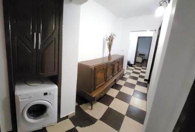 Apartament cu 3 camere decomandat, mobilat în 8 Martie - 10