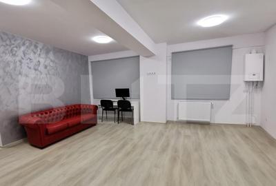 Apartament cu 2 camere semidecomandat în 9 Mai