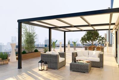 Penthouse cu 3 camere decomandat în Sud