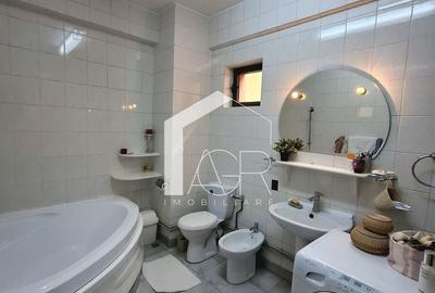 Apartament cu 4 camere decomandat în Democrației - 5