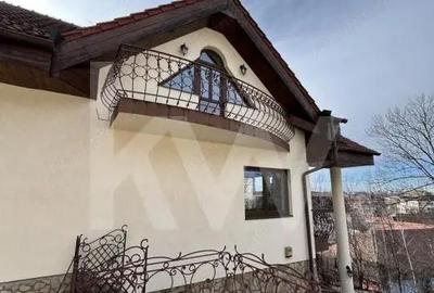 Casă în Central - 5