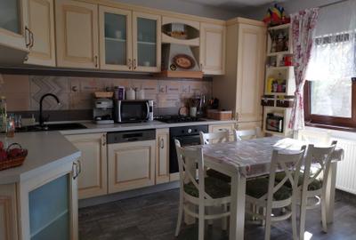 Casă cu 4 camere cu Teren 420 Mp în Piața Centrală - 5