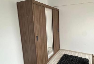 Apartament cu 3 camere decomandat în Vișan - 4