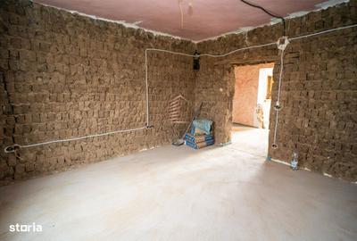 Casă cu 3 camere cu Teren 2000 Mp în Tămășeu - 13