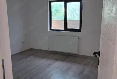 Casă cu 3 camere în Central - 1