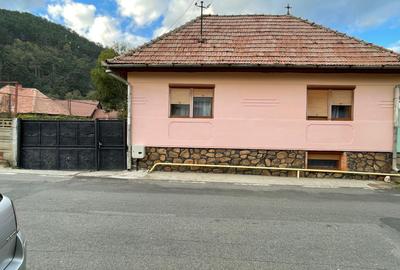 Casa de vânzare în Rășinari – Spațiu generos, zonă liniștită - 1