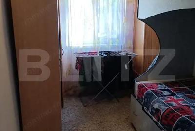 Apartament cu 3 camere semidecomandat în 14 Mai - 12