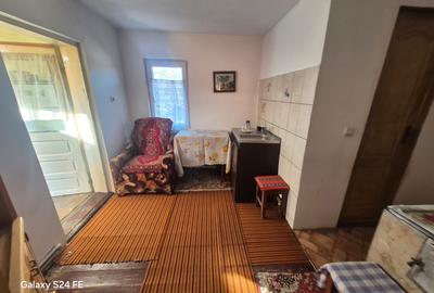 Casă cu 5 camere cu Canalizare în Dobreni - 6