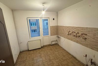 Apartament cu 3 camere decomandat în Dristor - 3