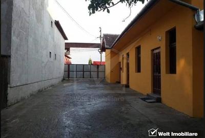 Casa calcan alipit, singur in curte, 421 mp teren liber de sarcini
