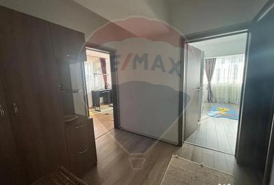 Apartament cu 4 camere decomandat în Calea București - 8