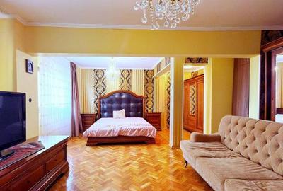 Apartament cu 4 camere semidecomandat, mobilat în Moșilor