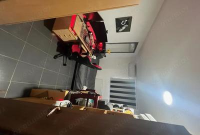 Apartament cu 4 camere decomandat în Complex Studențesc - 1